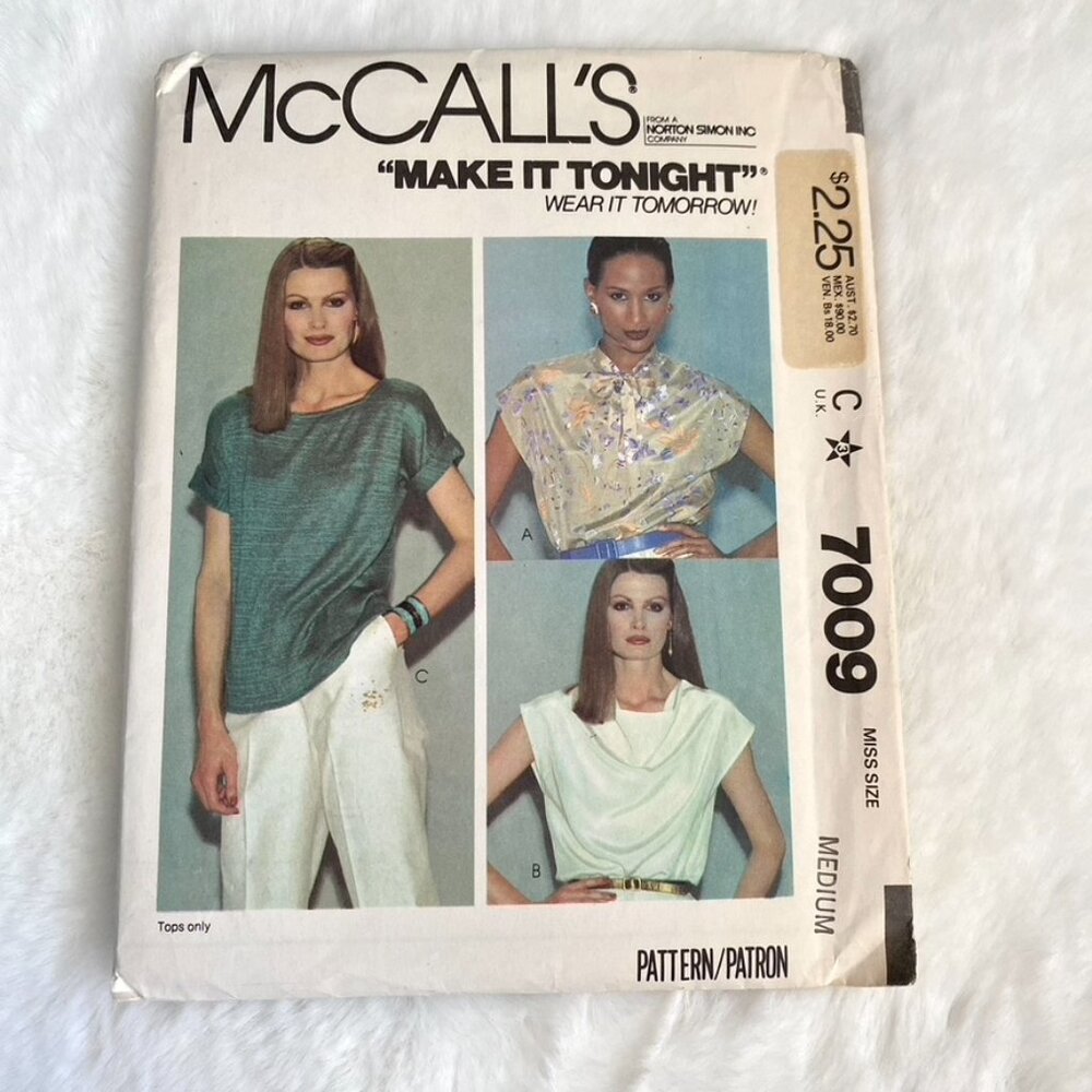 2 McCall's Sewing Patterns - Picture 2 of 5
